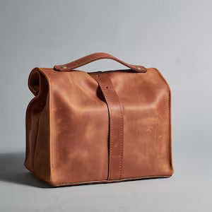 LEATHER BAG