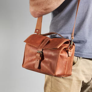 LEATHER BAG