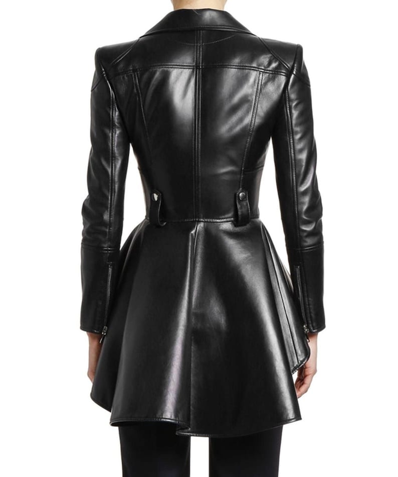 WOMEN'S LEATHER JACKET