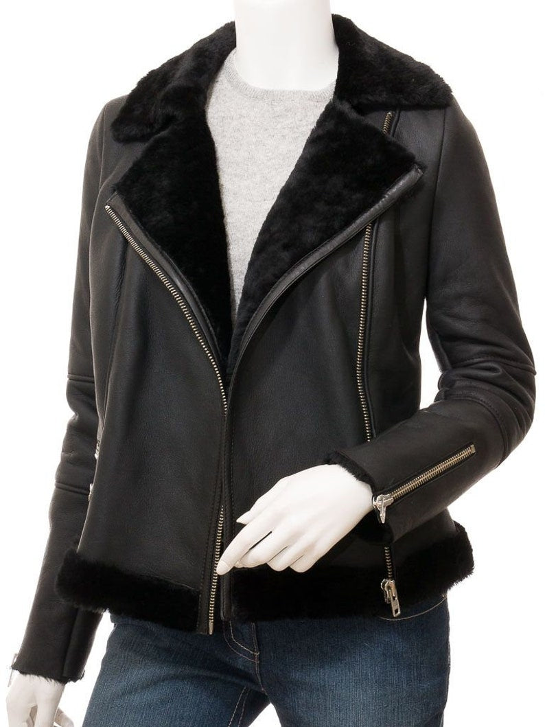 WOMEN'S LEATHER JACKET