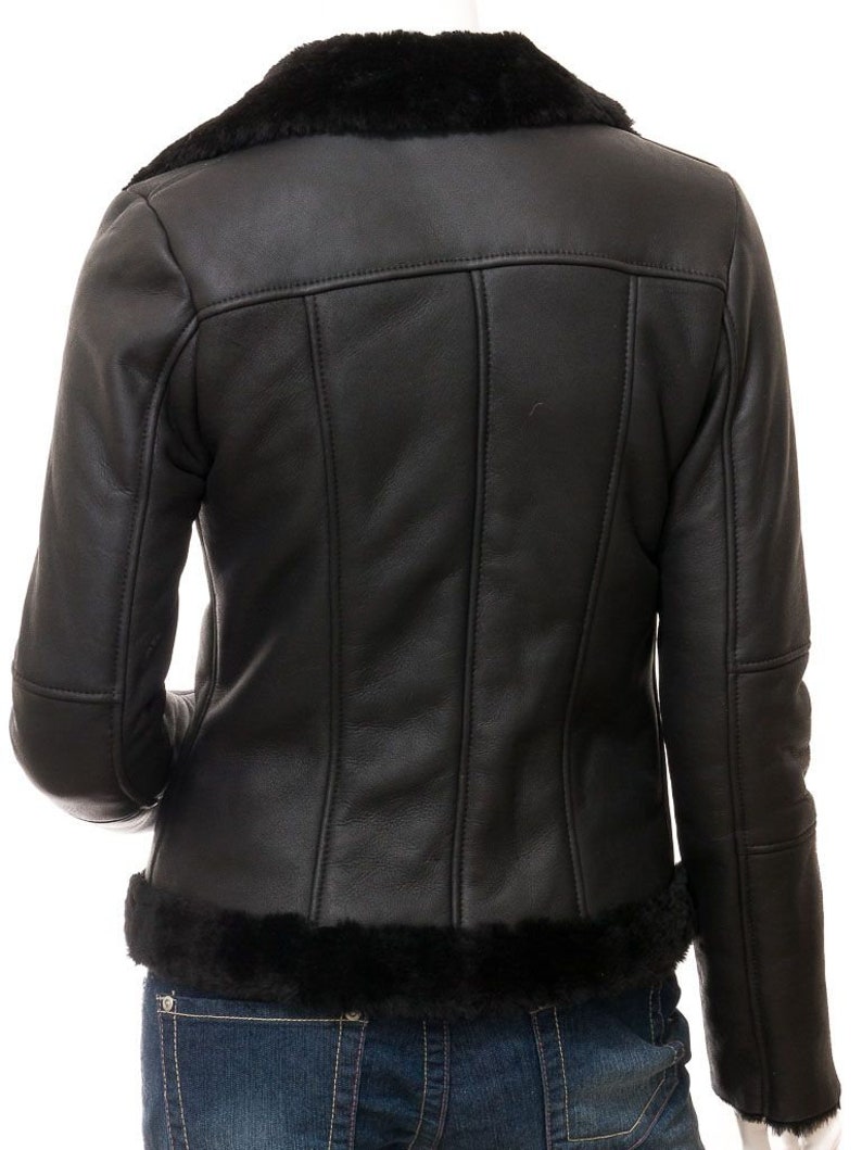 WOMEN'S LEATHER JACKET